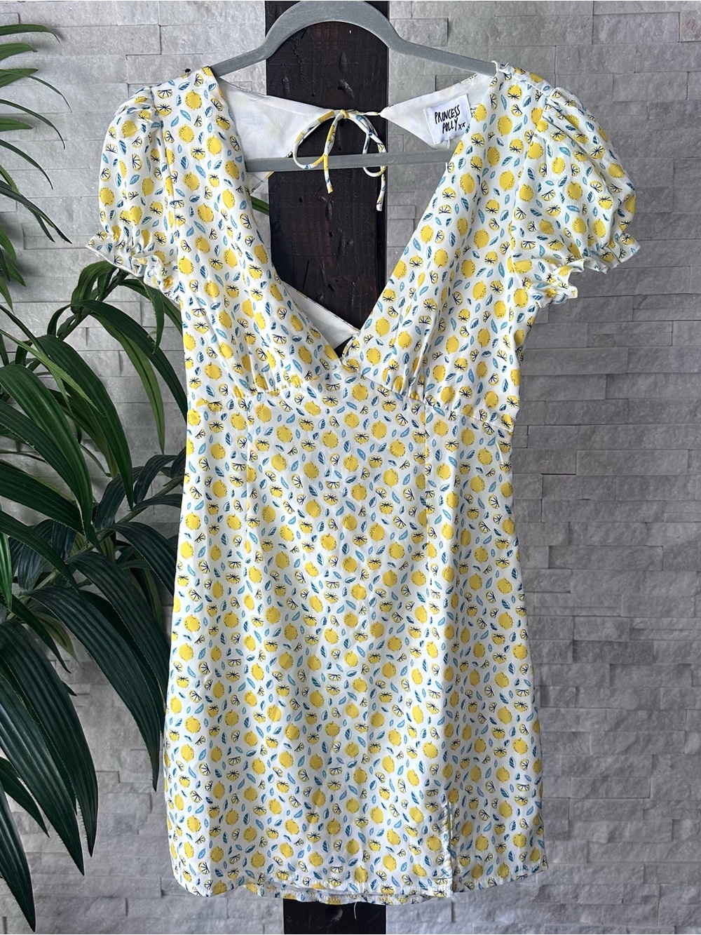 Princess Polly Lemon Print Mini Dress in White & Yellow Size 6 New with Tags